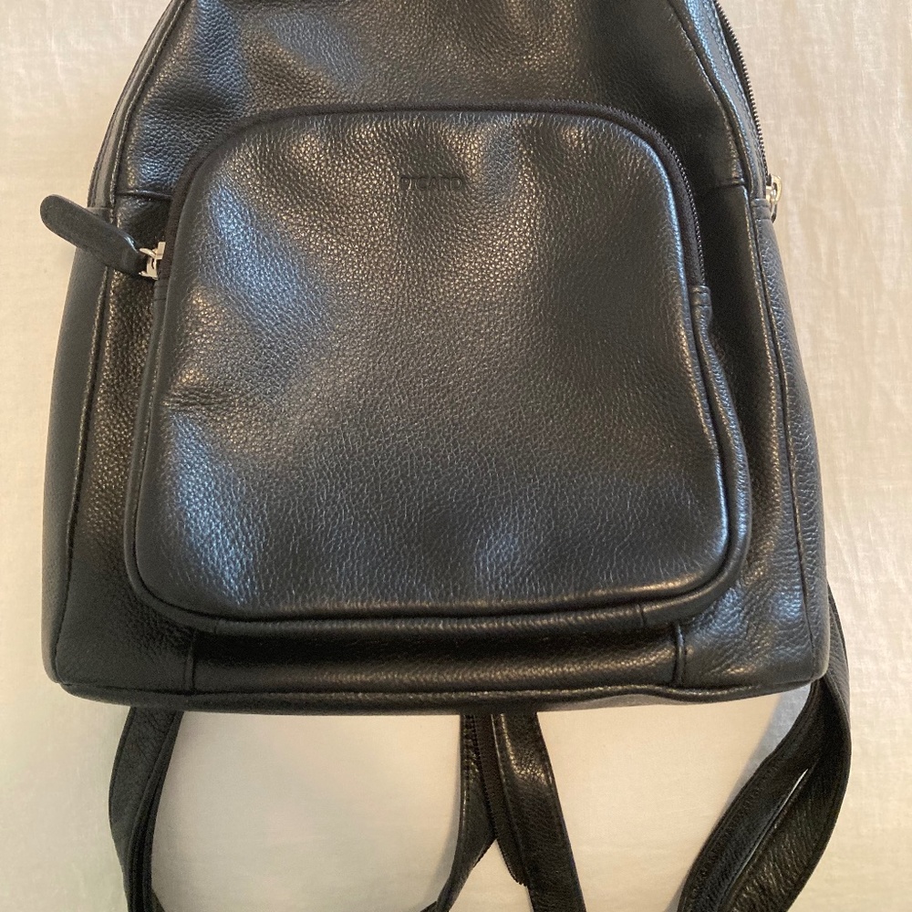 Picard black leather backpack purse - Picture 3 of 9